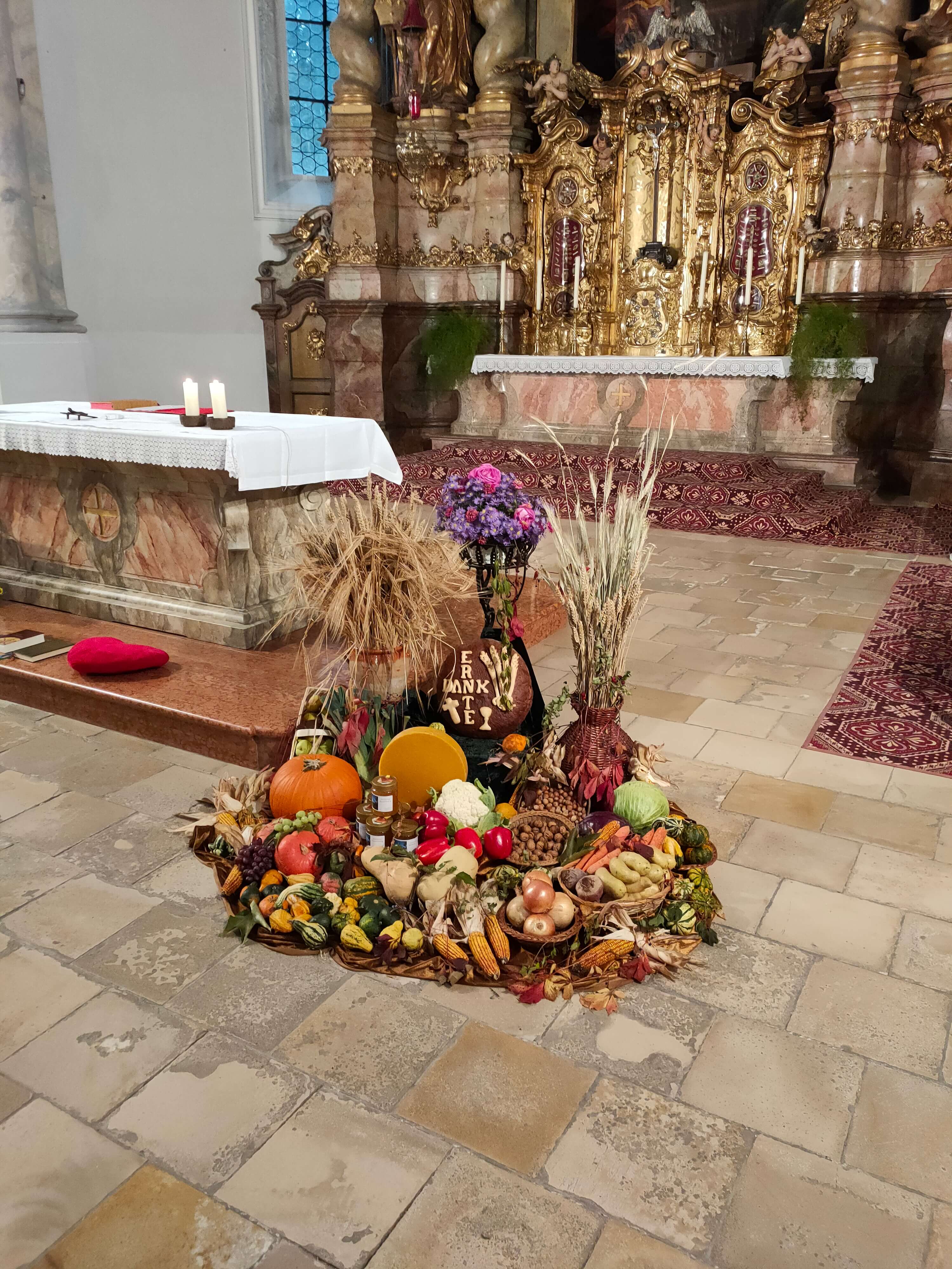 Erntedank-Gottesdienst an der Wirtschaftsschule
