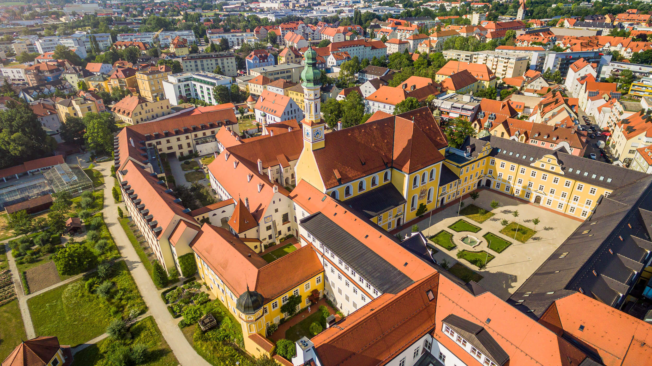 Die Wirtschaftsschule liegt fast im Herzen der Stadt Landshut